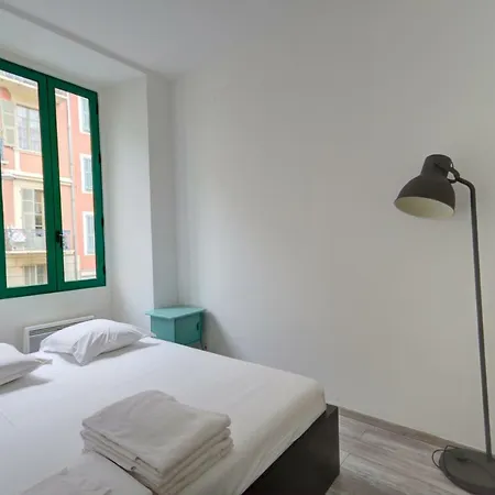 Apartment Garibaldi Cassini Nice